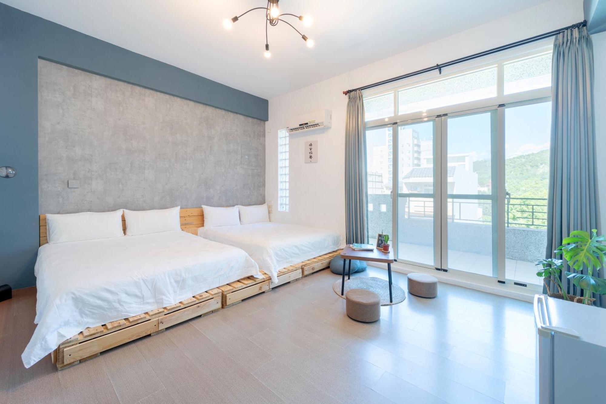 Moonlit Corner Apartment Taitung Exterior photo