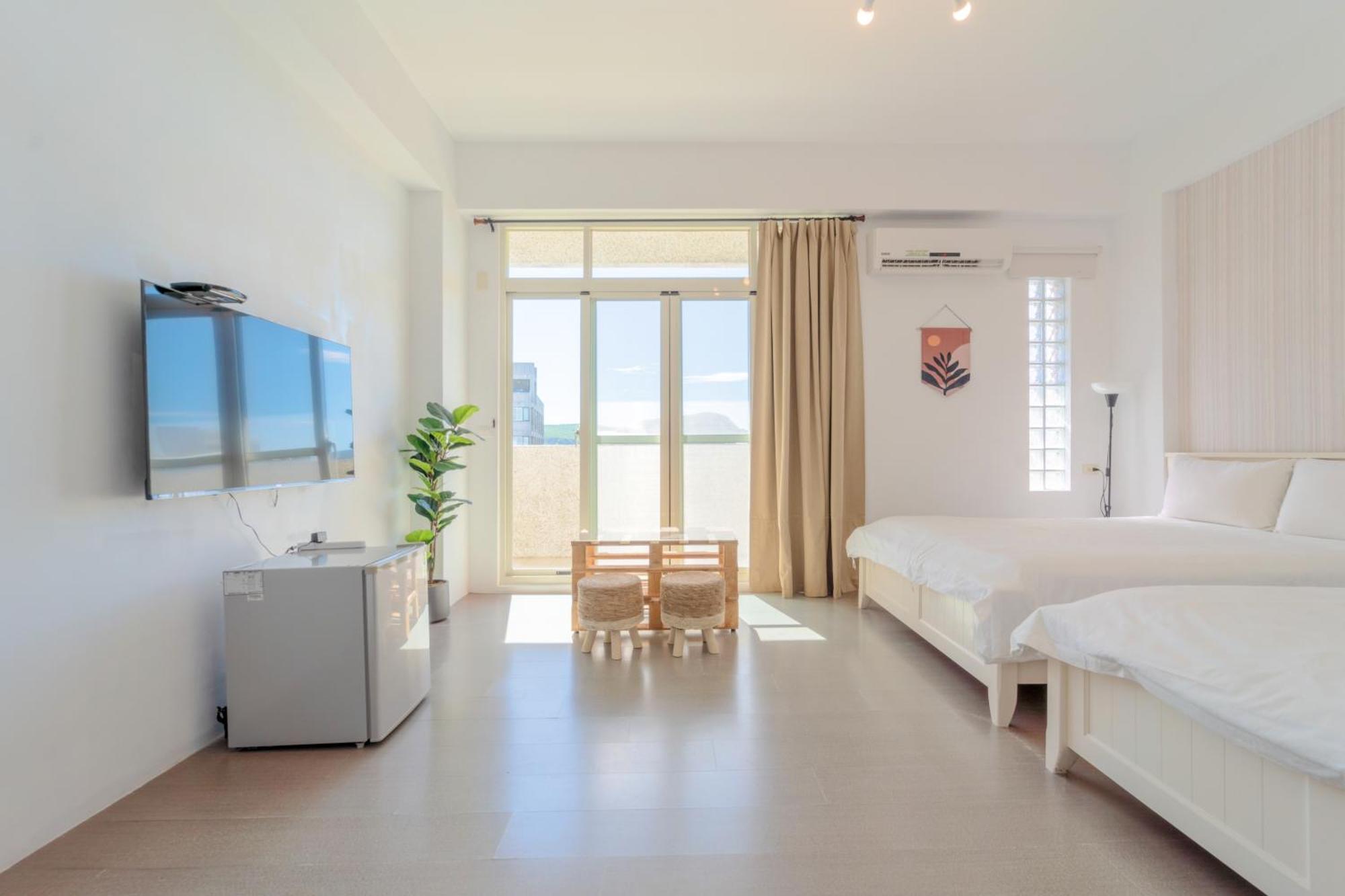 Moonlit Corner Apartment Taitung Exterior photo
