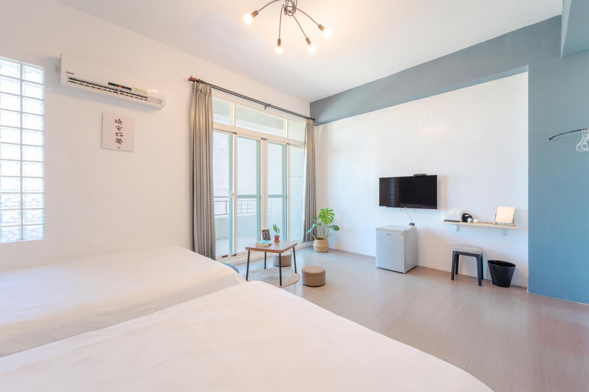 Moonlit Corner Apartment Taitung Exterior photo