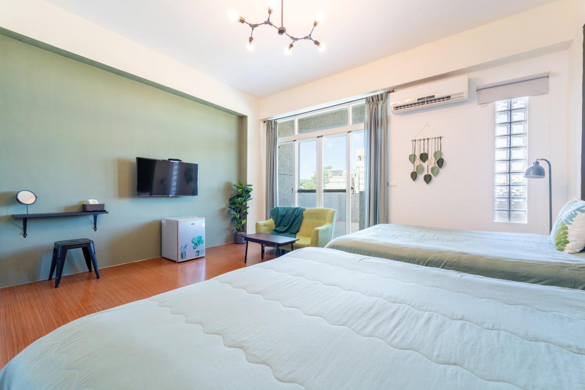 Moonlit Corner Apartment Taitung Exterior photo